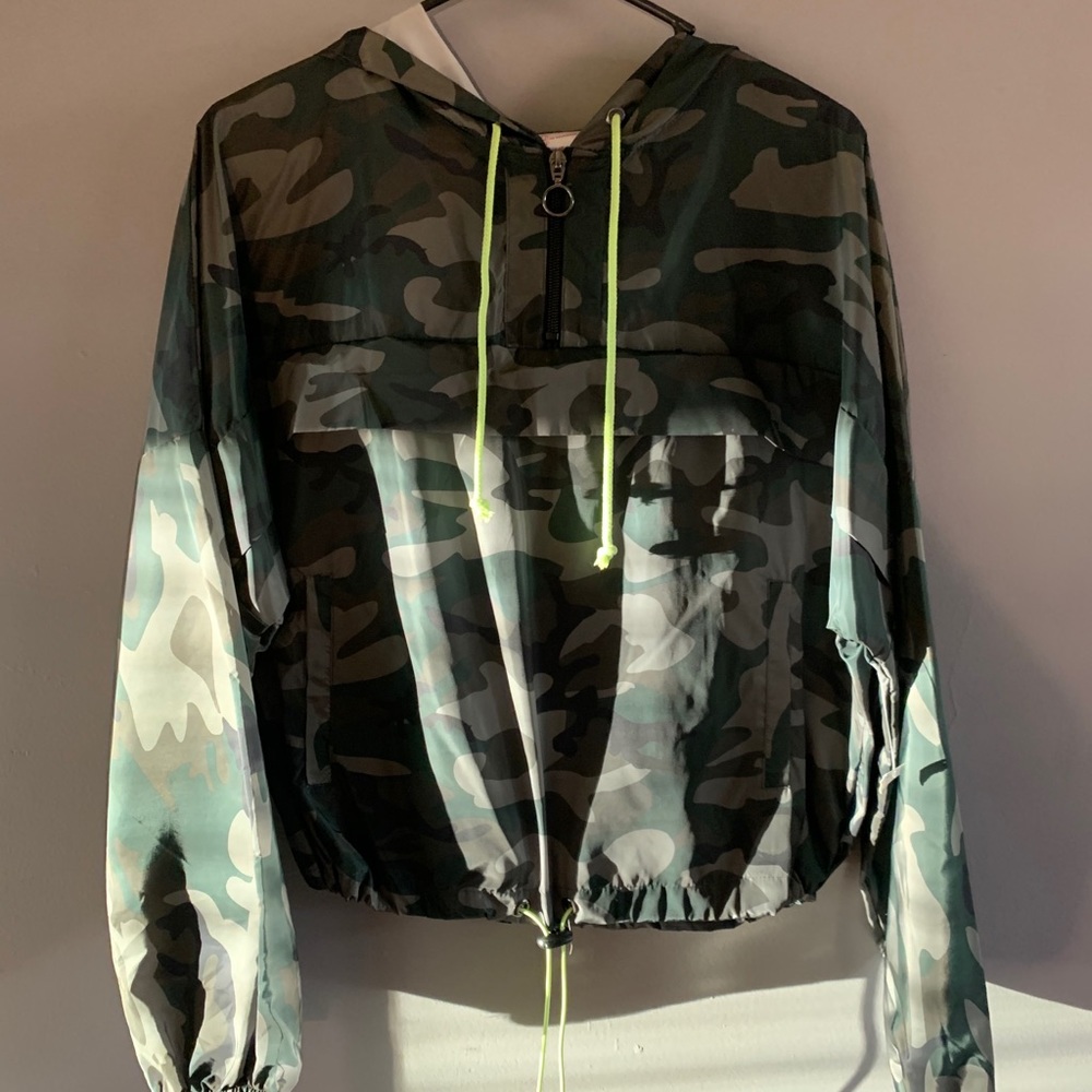 hooded camo windbreaker